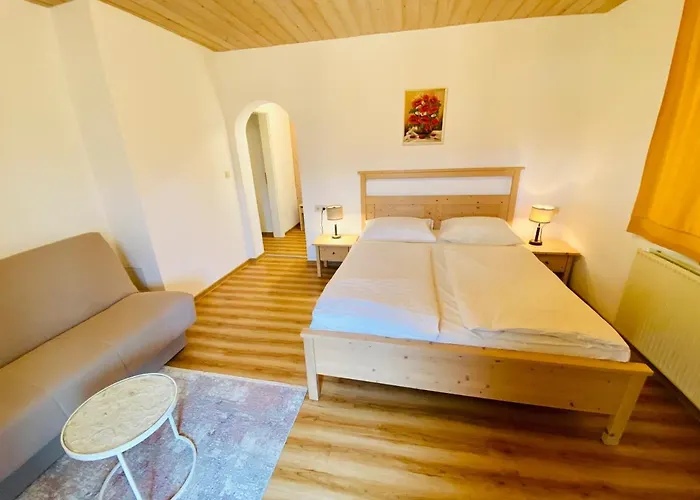 Kunstelj בית הארחה 3*