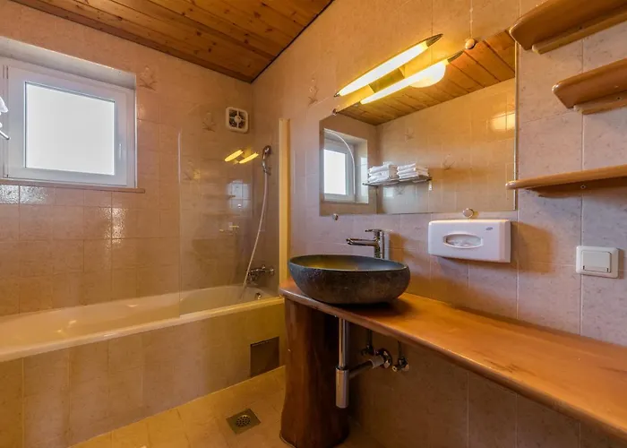 Kunstelj בית הארחה